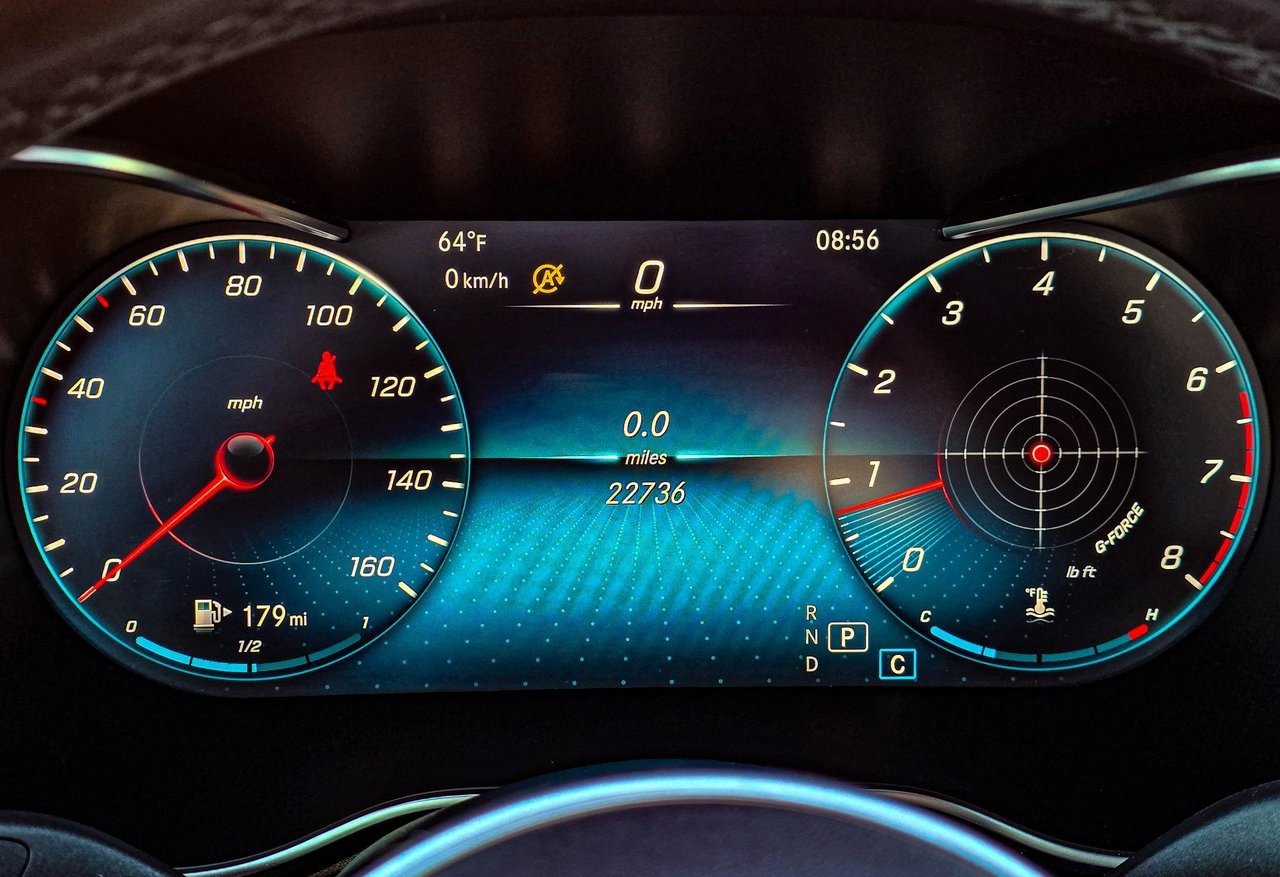 Used 2022 Mercedes-Benz GLC 300 4MATIC image 25