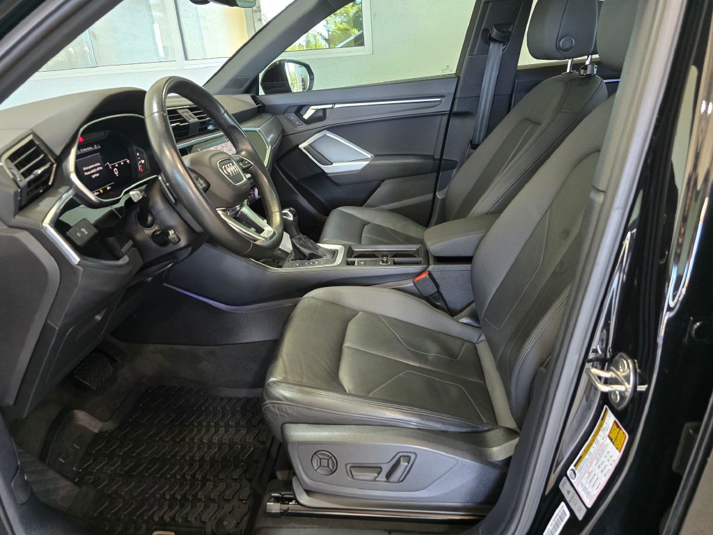 Used 2021 Audi Q3 2.0T Premium Plus w/ Premium Plus Package AWD/4WD image 22