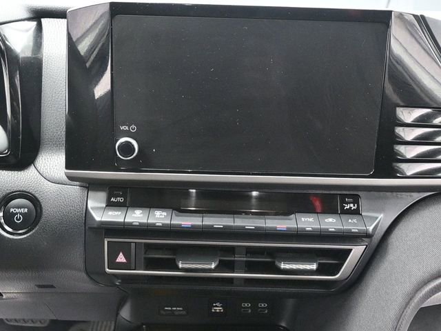 Used 2025 Toyota Camry LE image 17