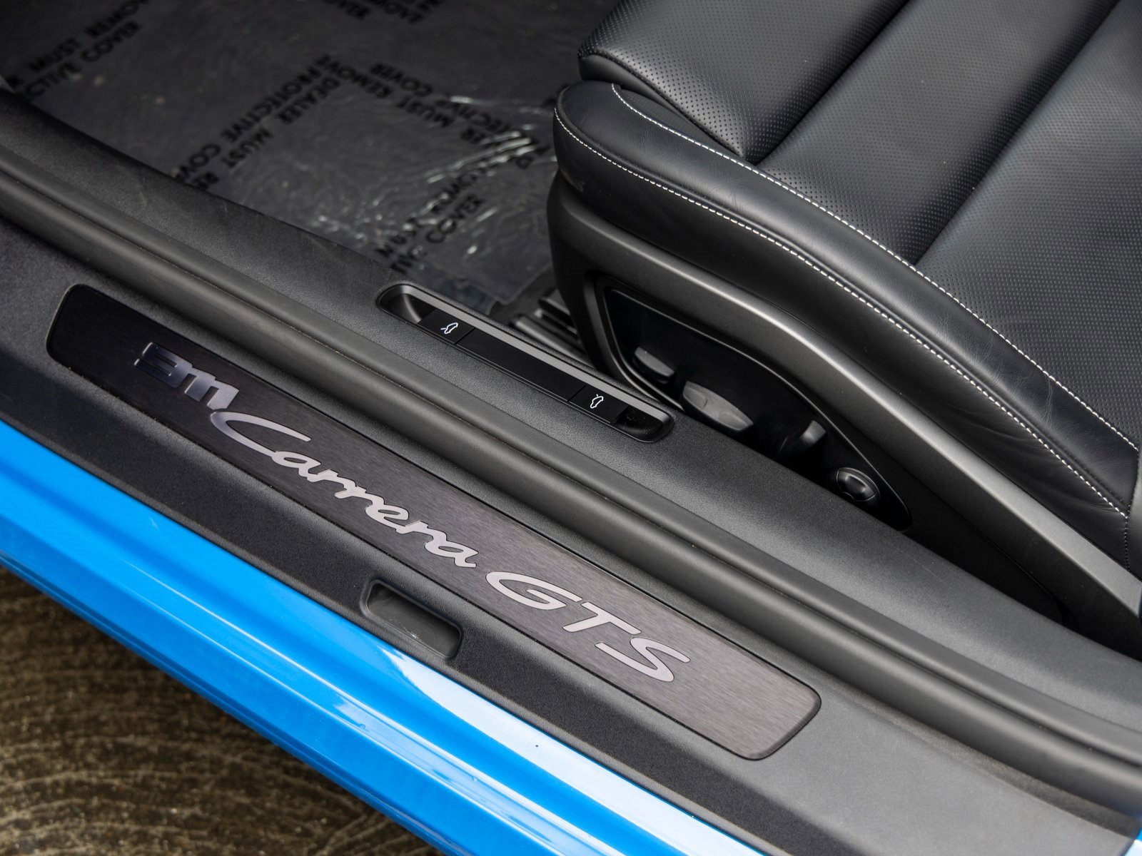 Certified 2024 Porsche 911 Carrera GTS image 31