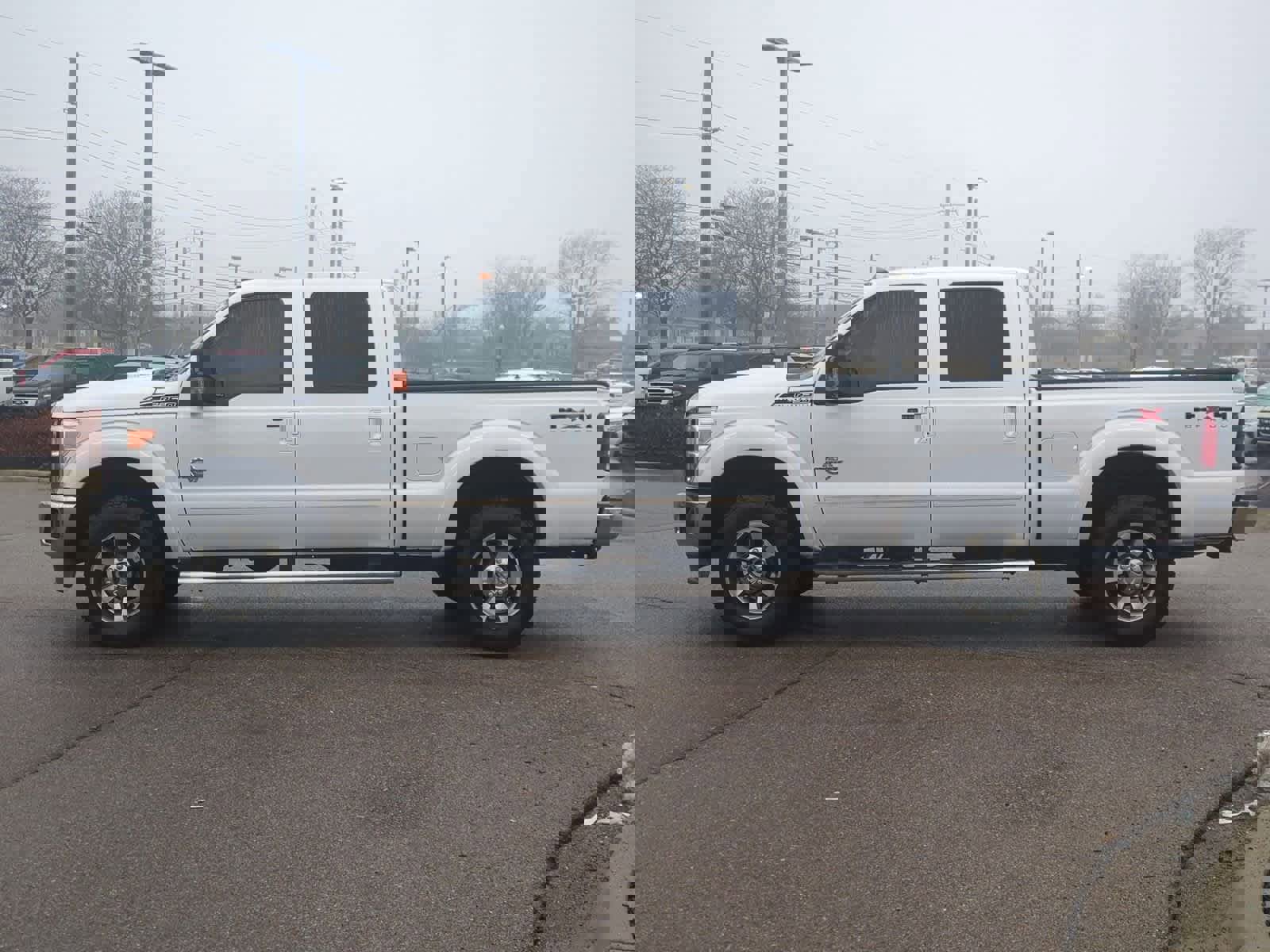 Used 2011 Ford F350 Lariat w/ Lariat Interior Pkg image 5