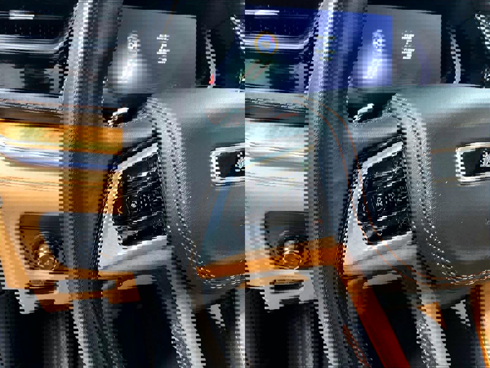 Used 2022 Jeep Grand Cherokee L Summit image 24