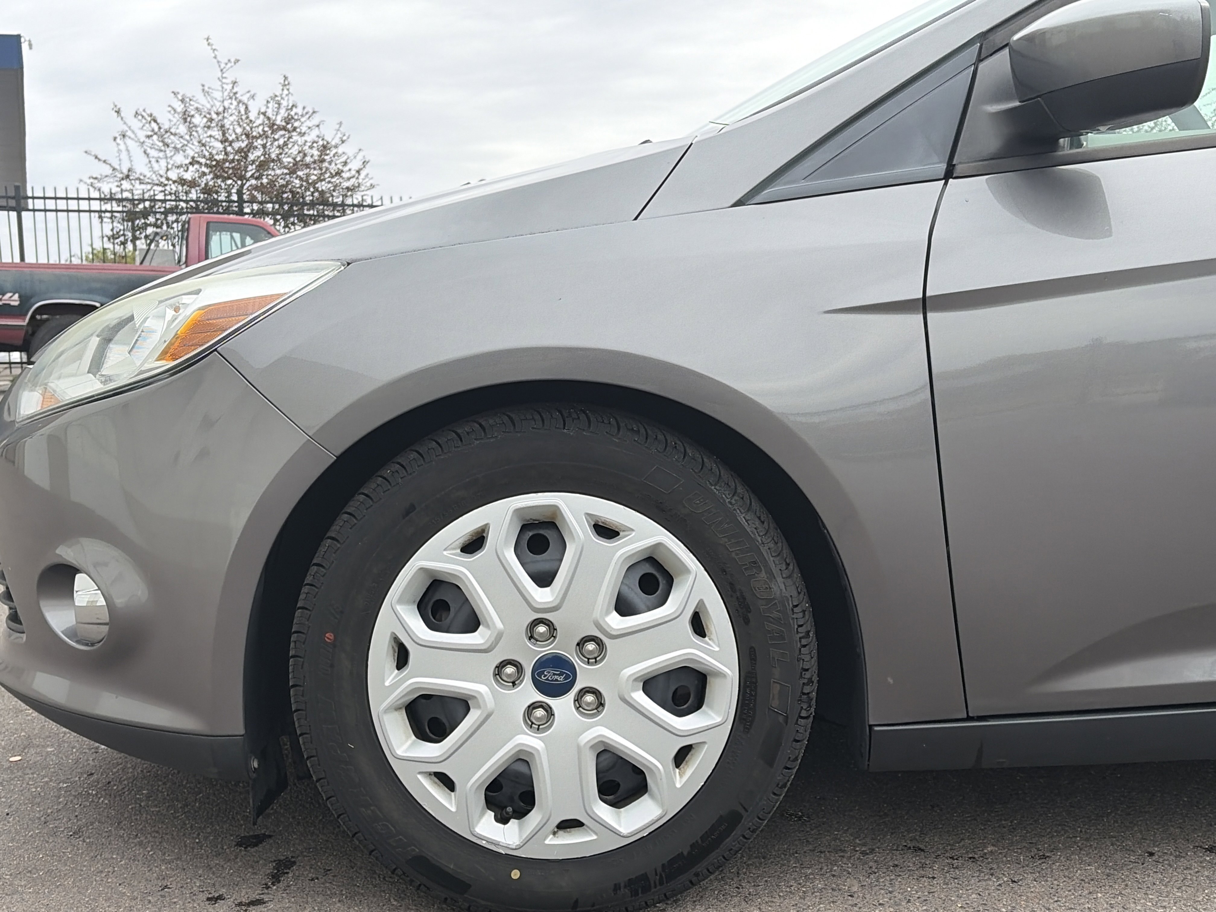 Used 2012 Ford Focus SE image 10