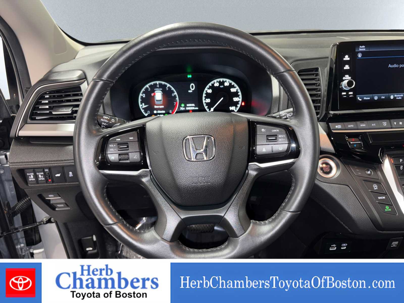 Used 2025 Honda Odyssey EX-L image 16