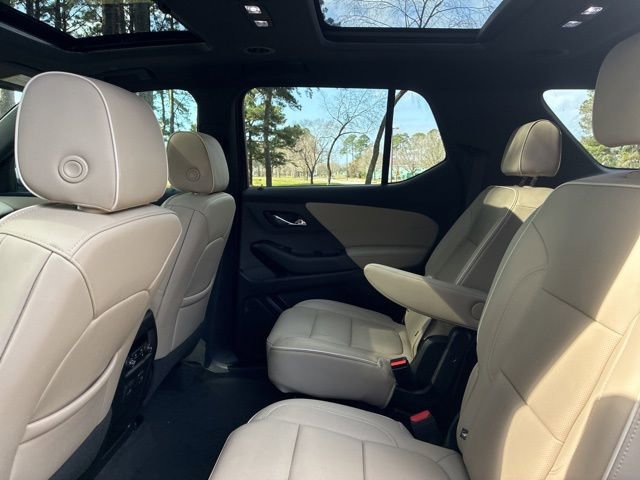 Used 2023 Chevrolet Traverse Premier image 22