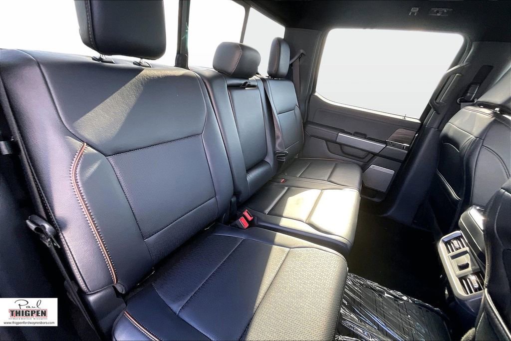 New 2025 Ford F150 Lariat w/ Equipment Group 501A Mid image 9