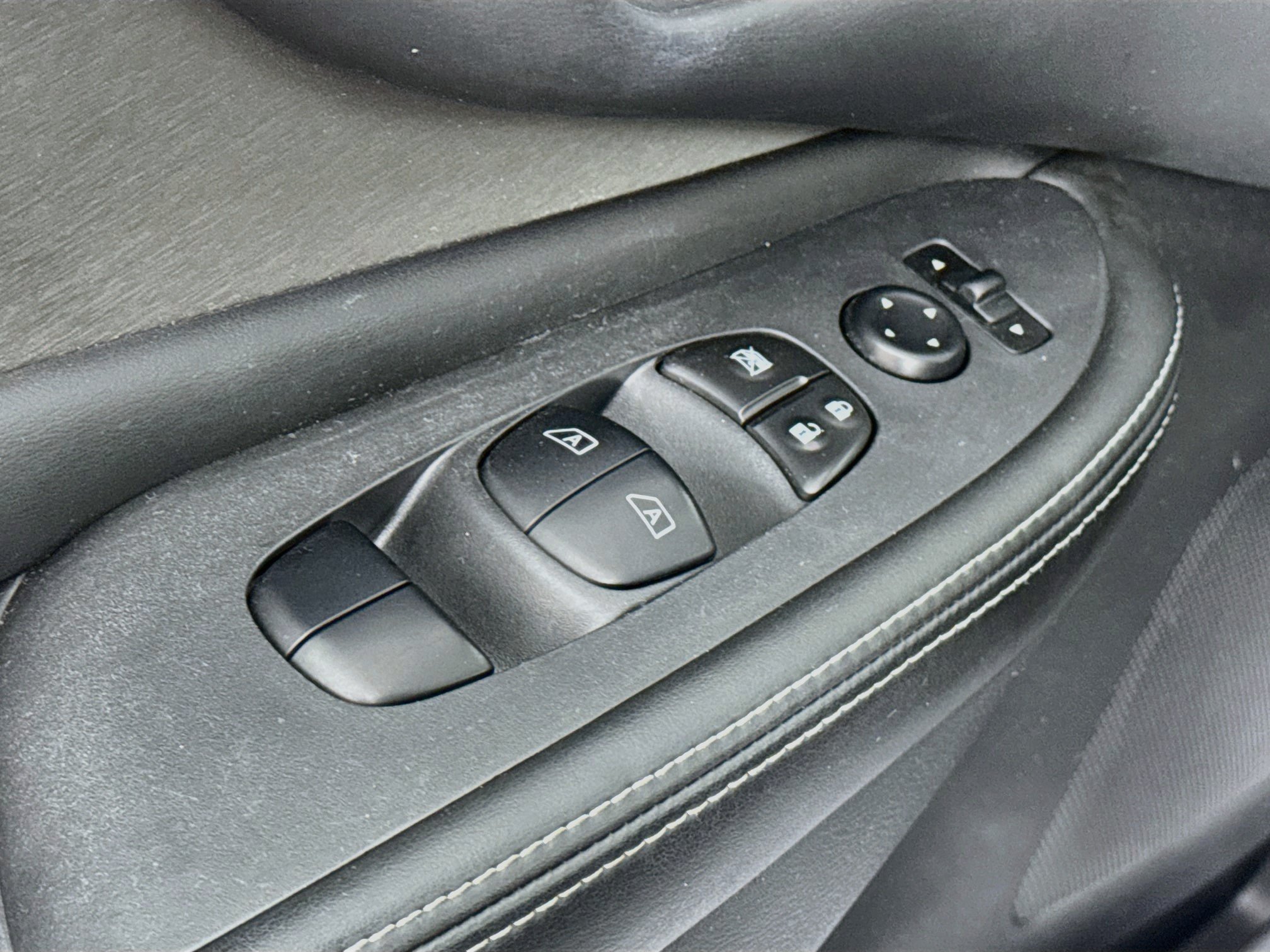 Used 2020 Nissan Murano S w/ Technology Package FWD image 17