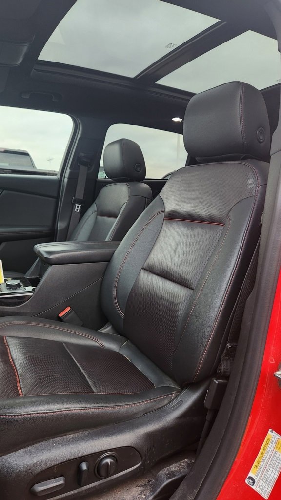 Used 2022 Chevrolet Blazer RS w/ Enhanced Convenience Package image 7