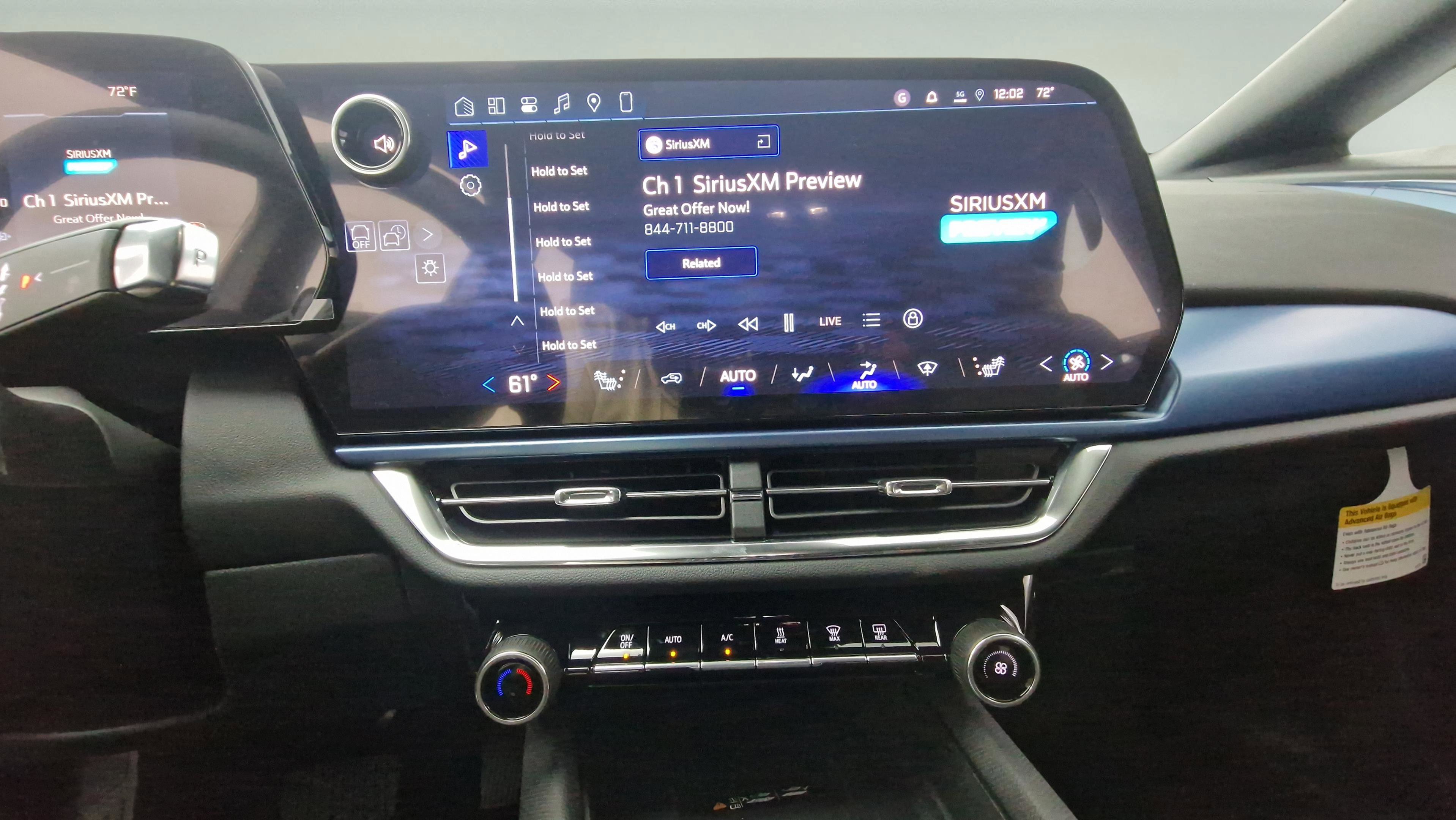 New 2026 Chevrolet Equinox EV LT image 18