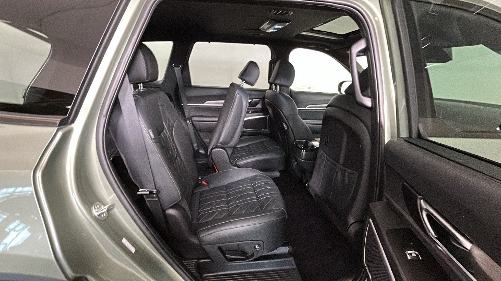 Used 2024 Kia Telluride EX X-Line AWD/4WD image 35