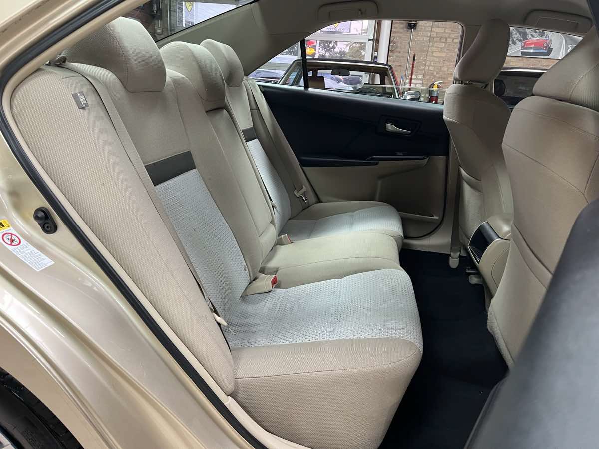 Used 2012 Toyota Camry LE FWD image 24
