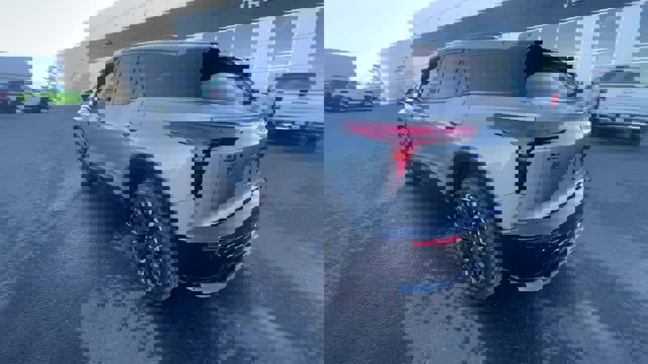 Used 2024 Chevrolet Blazer EV RS image 7