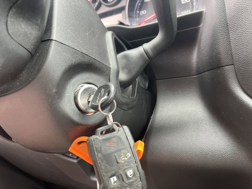 Used 2020 Chevrolet Silverado 1500 Custom w/ Custom Value Package image 25