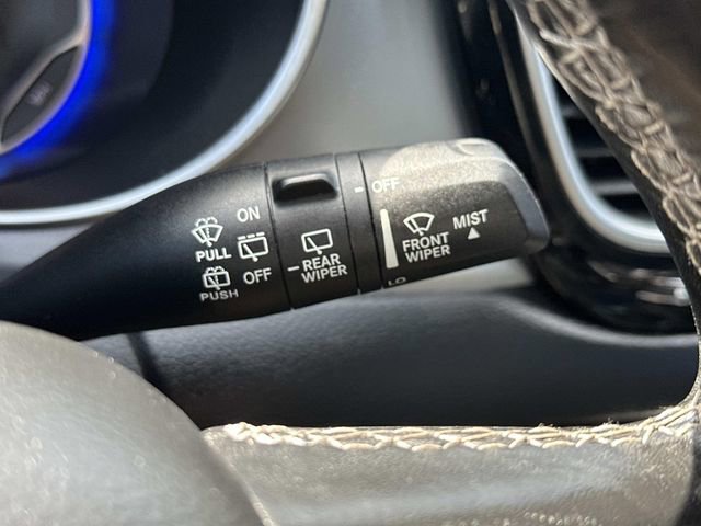 Used 2019 Chrysler Pacifica Touring-L Plus w/ S Appearance Package FWD image 24