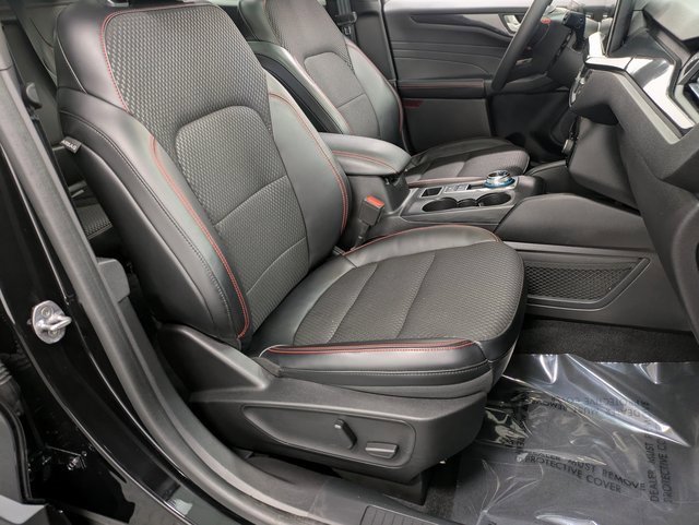 Used 2023 Ford Escape ST-Line Select w/ Tech Pack #2 image 28