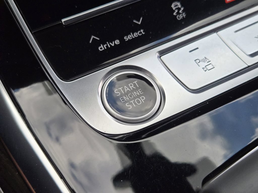 Certified 2025 Audi Q7 3.0T Prestige w/ Prestige Package AWD/4WD image 26