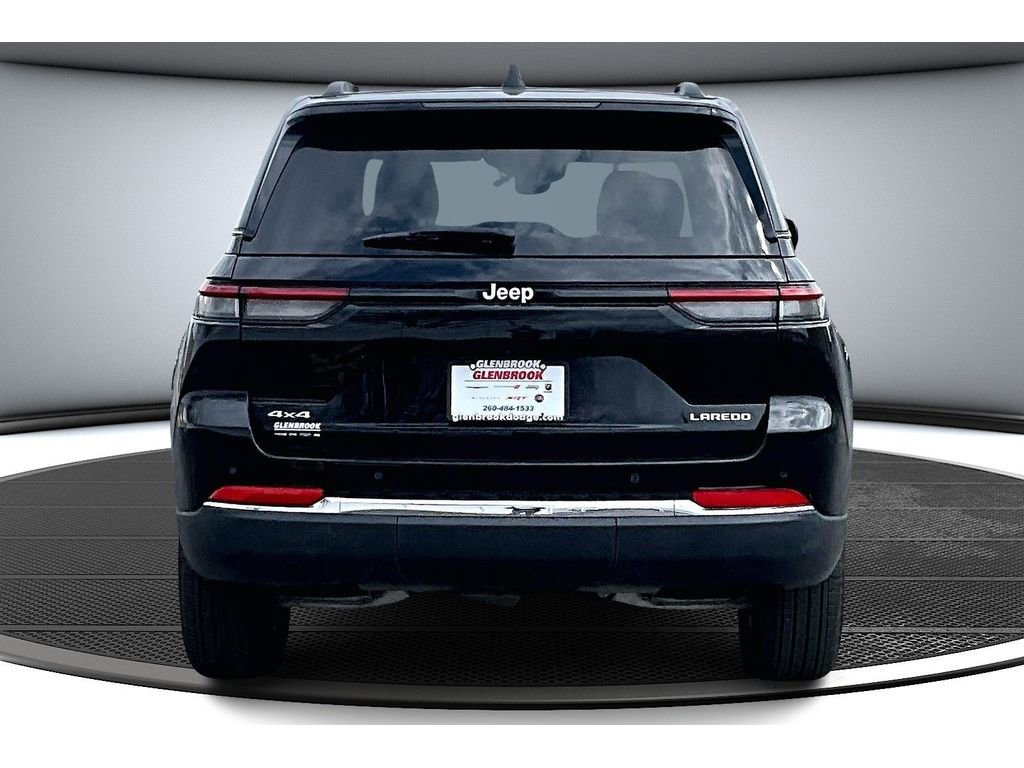Used 2024 Jeep Grand Cherokee Laredo X w/ Luxury Tech Group I image 5