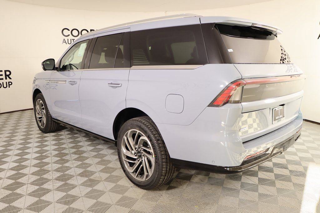 New 2025 Lincoln Navigator Reserve image 24