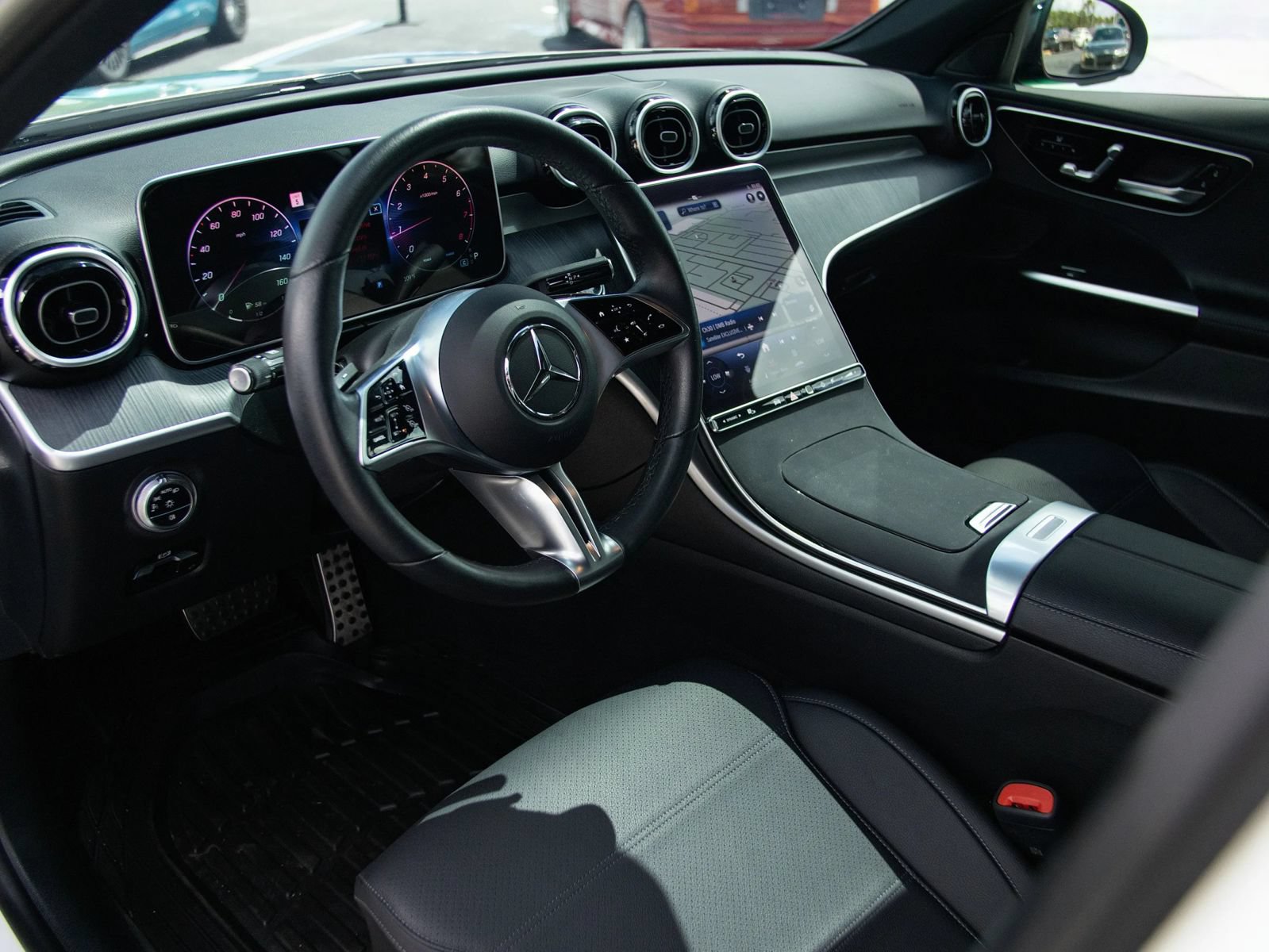 Used 2024 Mercedes-Benz C 300 Sedan image 16