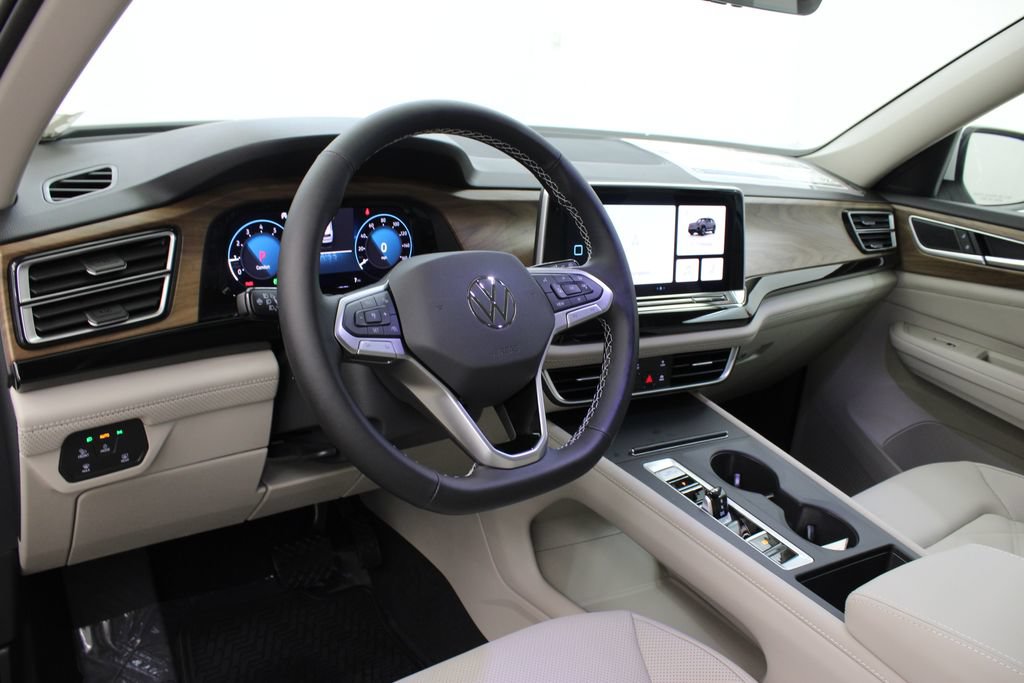 New 2026 Volkswagen Atlas SE FWD image 14