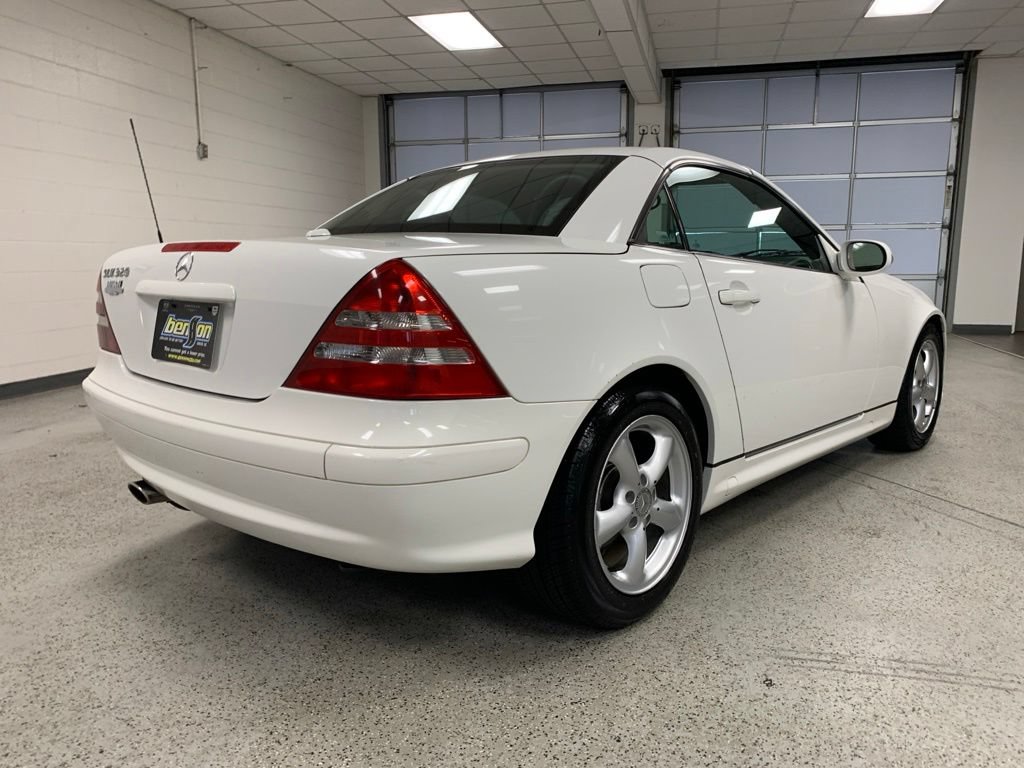 Used 2002 Mercedes-Benz SLK 320 image 6