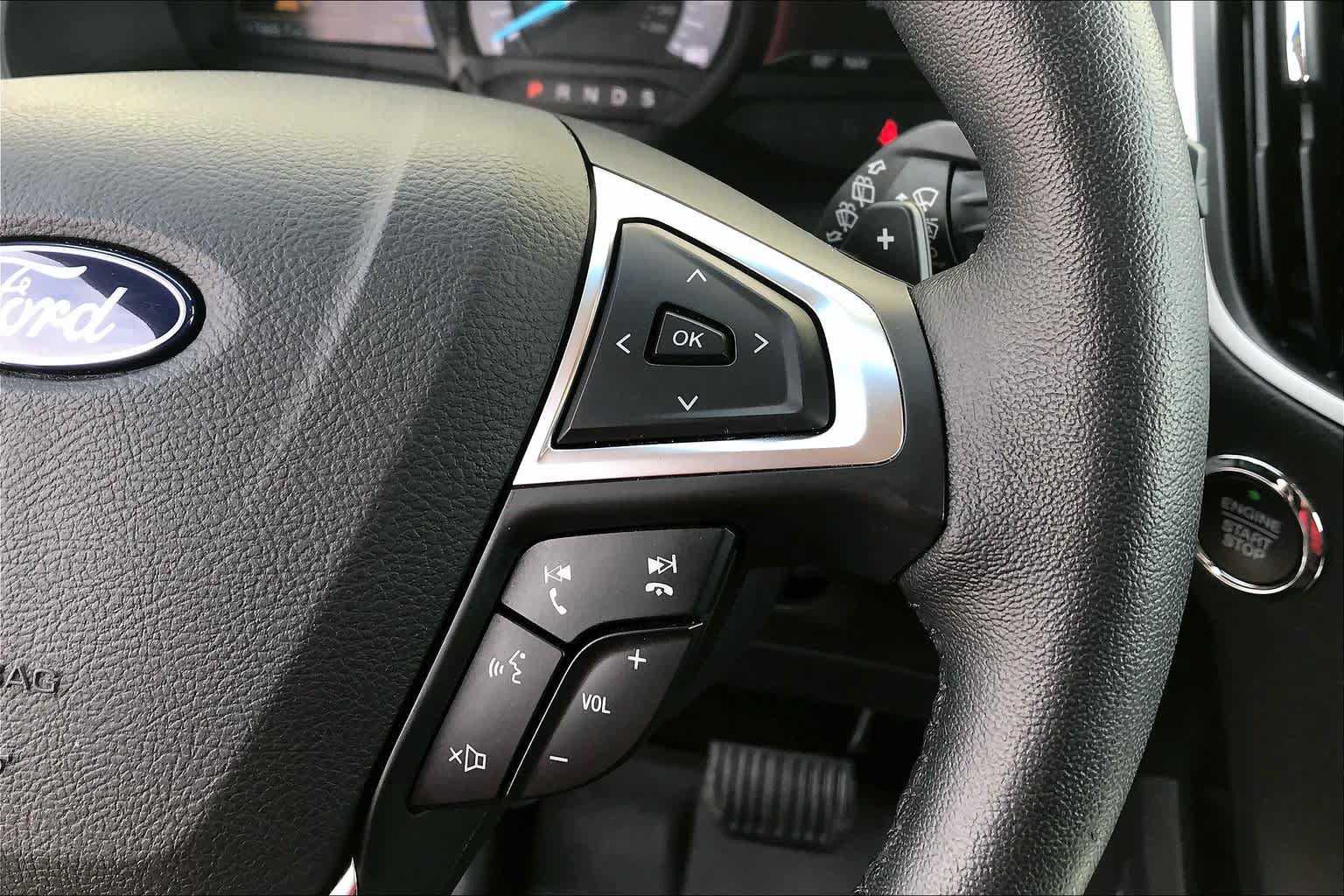 Used 2019 Ford Edge SEL w/ Equipment Group 201A AWD/4WD image 25