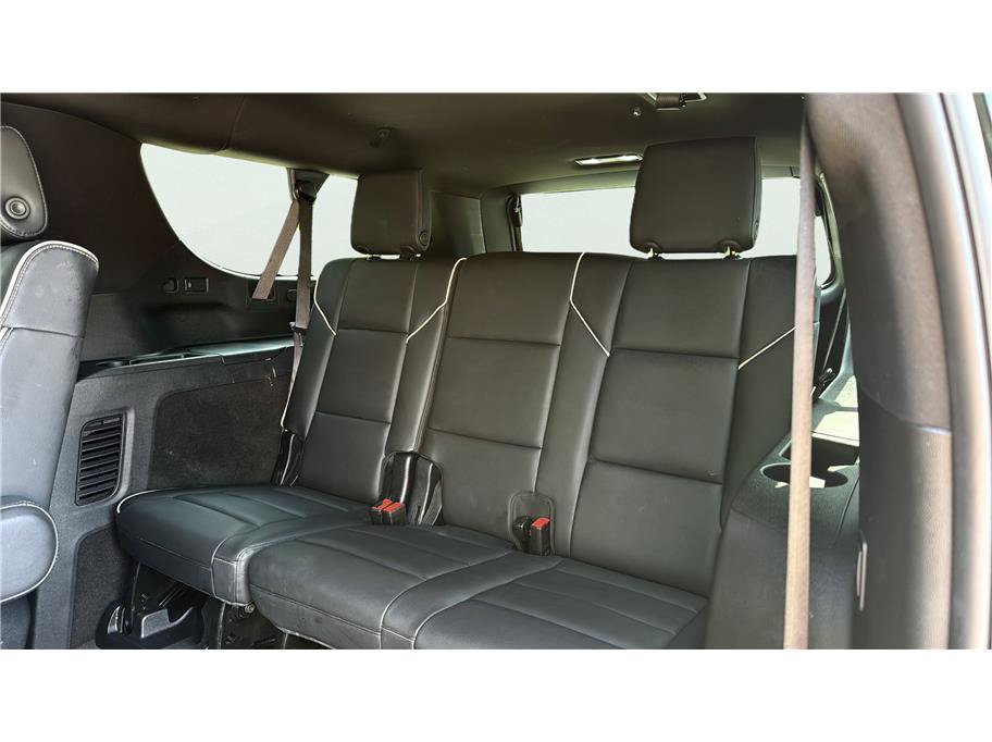 Used 2025 Cadillac Escalade ESV Sport w/ Touring Package AWD/4WD image 16
