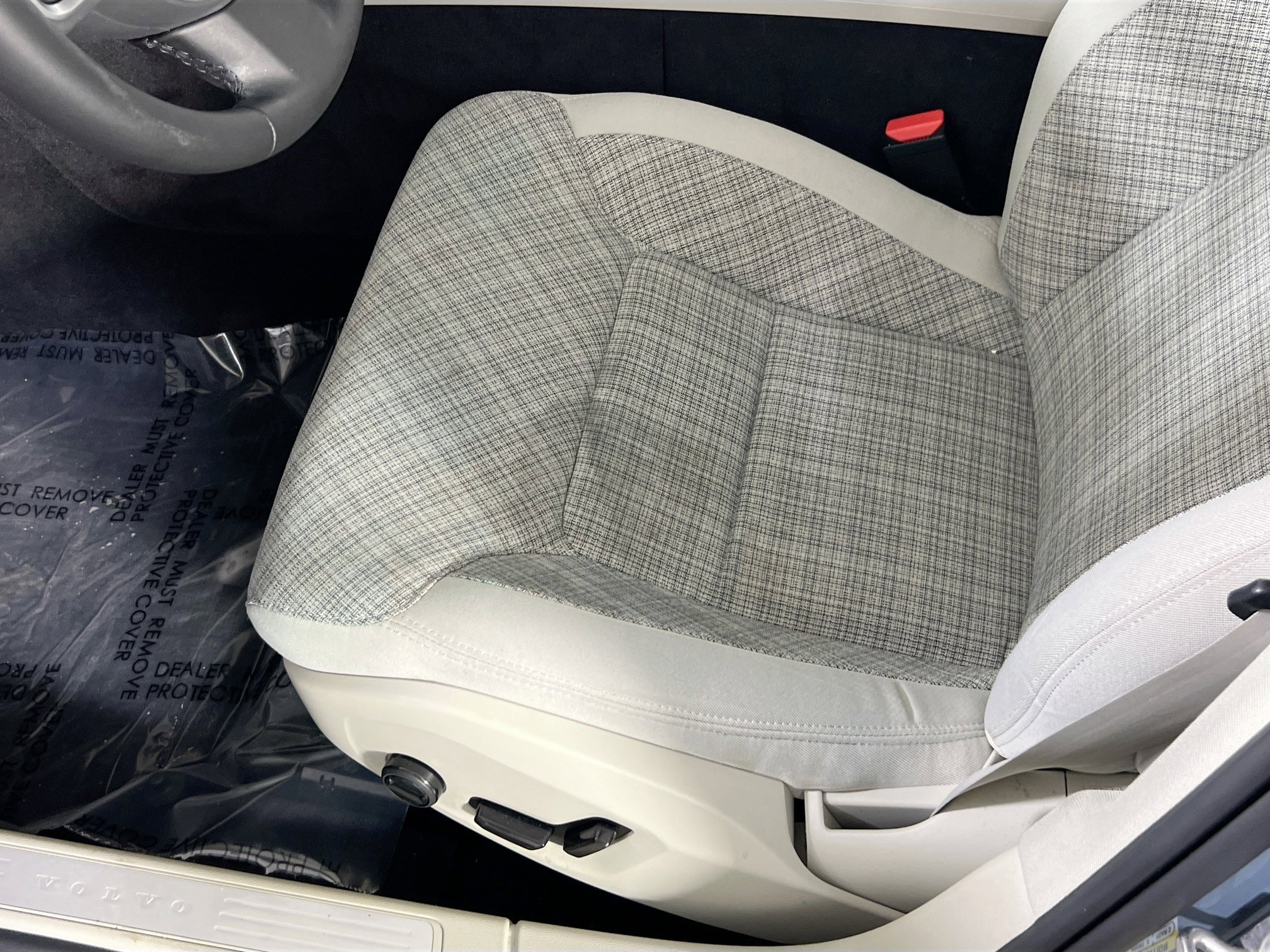 Used 2023 Volvo S60 B5 Core w/ Protection Package Premier image 19