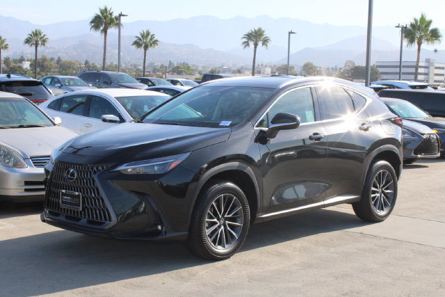 Certified 2026 Lexus NX 350h AWD w/ Cold Area Package image 3