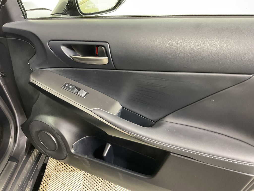 Used 2024 Lexus IS 350 F Sport image 24