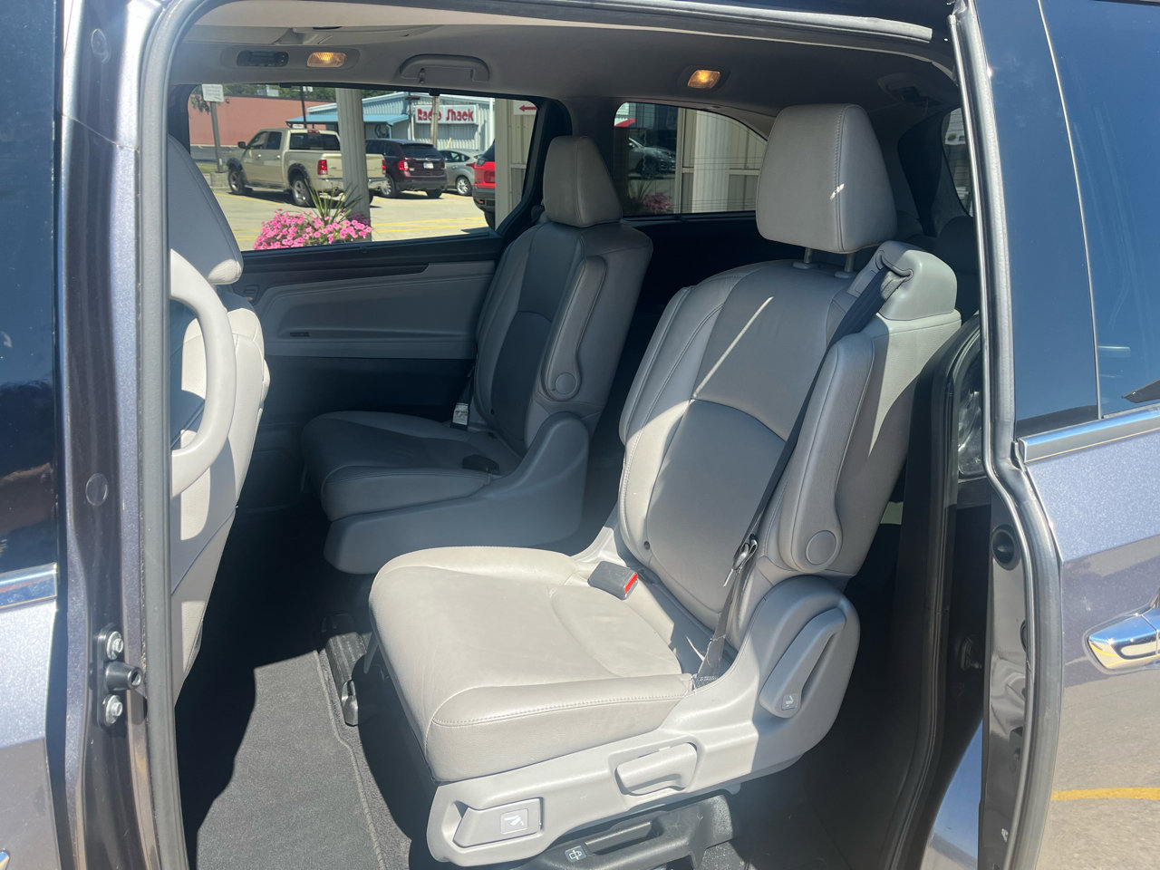 Used 2019 Honda Odyssey Elite image 9