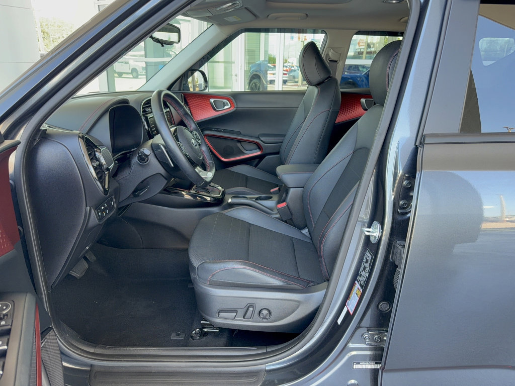Used 2020 Kia Soul GT-Line Turbo image 12