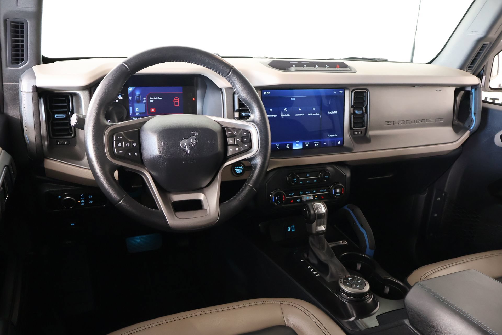 Used 2024 Ford Bronco Wildtrak AWD/4WD image 2