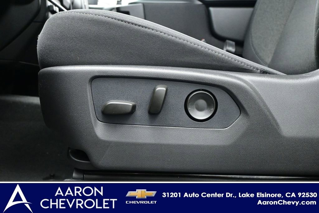 New 2026 Chevrolet Silverado 2500 Custom w/ Custom Value Package AWD/4WD image 17