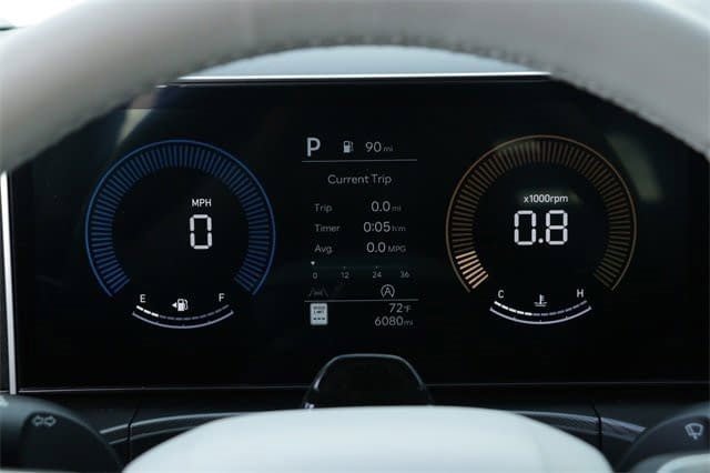 Certified 2025 Hyundai Santa Fe SEL image 15