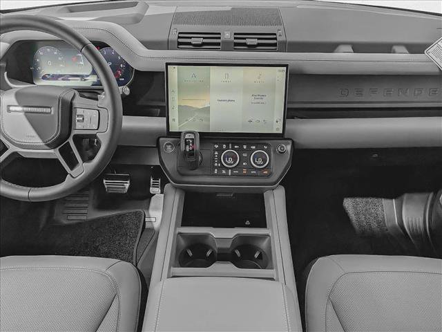 New 2026 Land Rover Defender 130 X-Dynamic SE AWD/4WD image 3
