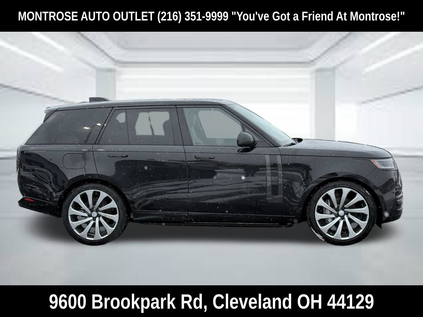 New 2025 Land Rover Range Rover SE AWD/4WD image 6