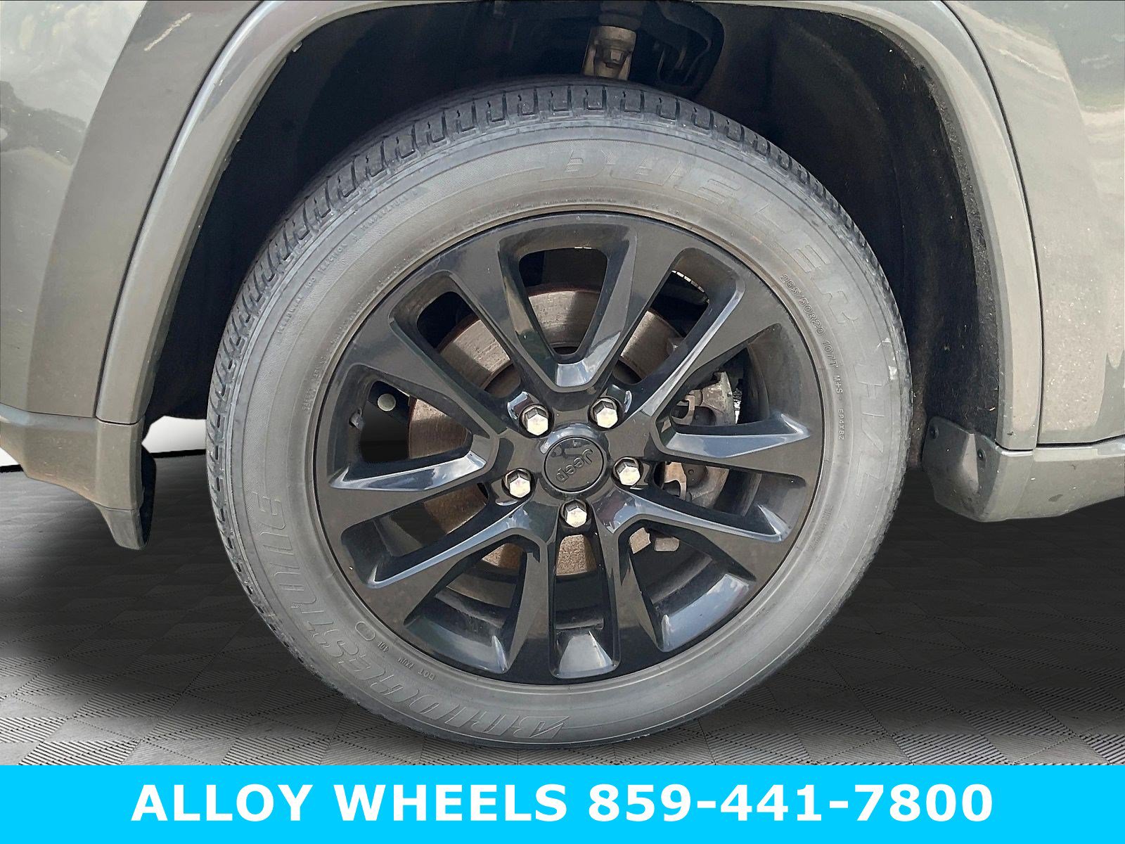 Used 2021 Jeep Grand Cherokee Laredo X AWD/4WD image 10
