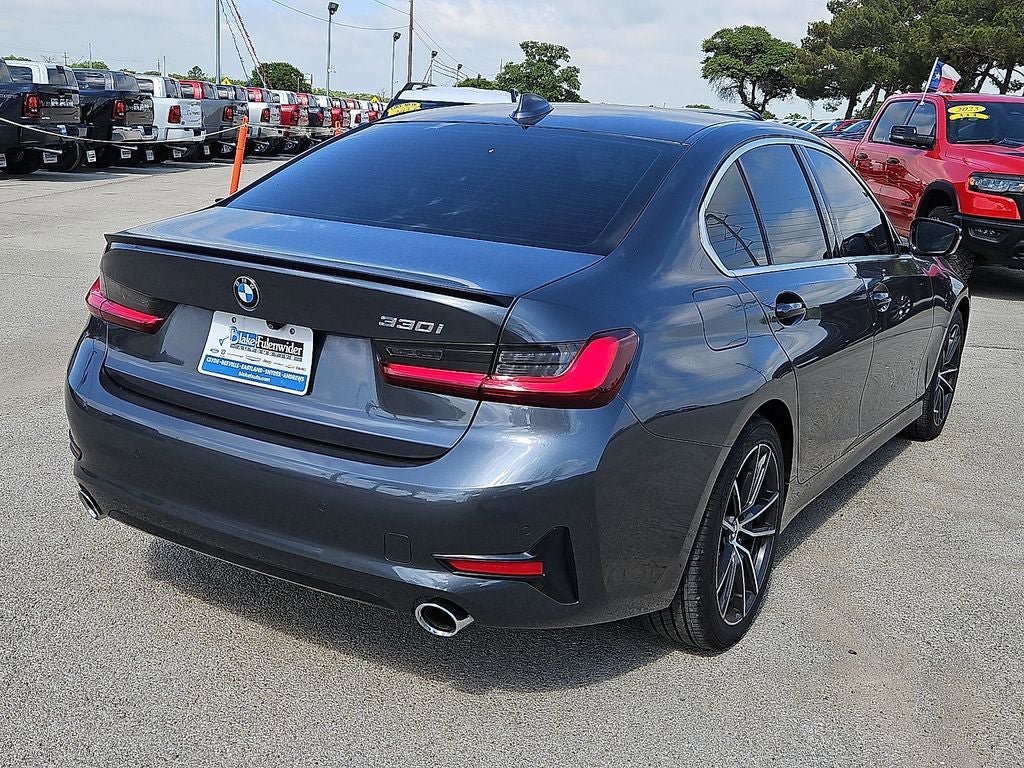 Used 2022 BMW 330i Sedan w/ Convenience Package RWD image 7