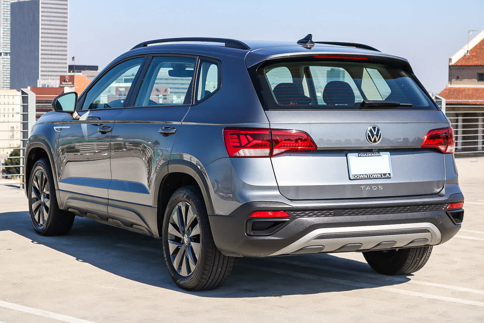 Used 2024 Volkswagen Taos S image 8