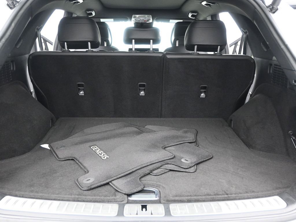 Used 2025 Genesis GV70 2.5T w/ Sport Prestige Package image 19