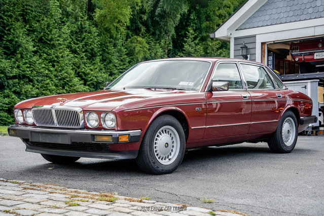 Used 1988 Jaguar XJ Vanden Plas RWD image 12