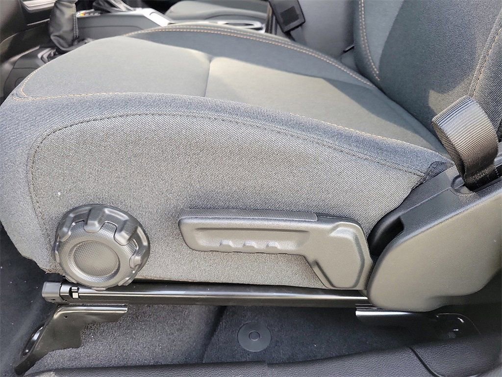 New 2025 Jeep Gladiator Sport image 14