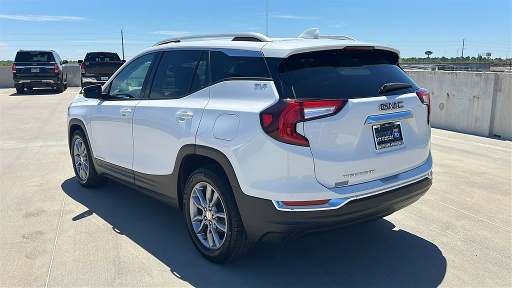 Used 2022 GMC Terrain SLT image 10