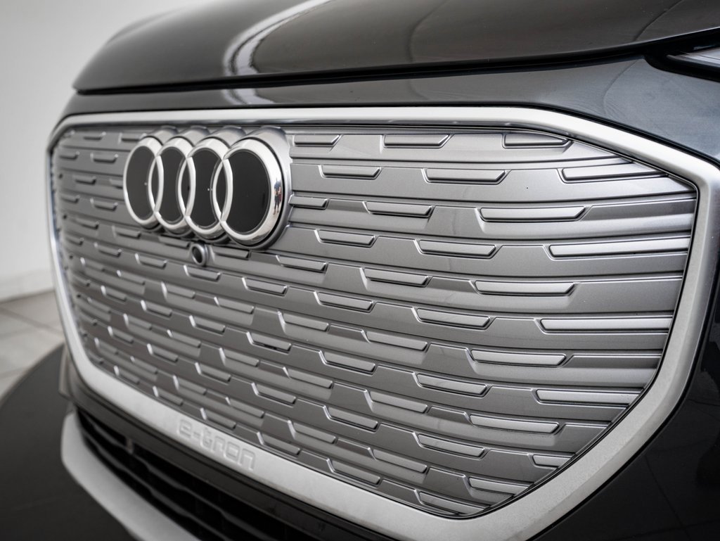 Used 2022 Audi Q4 e-tron Premium w/ Convenience Package image 3