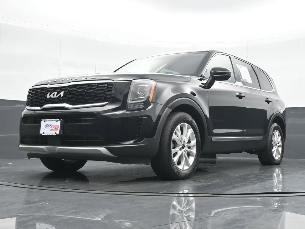 Used 2022 Kia Telluride LX image 16