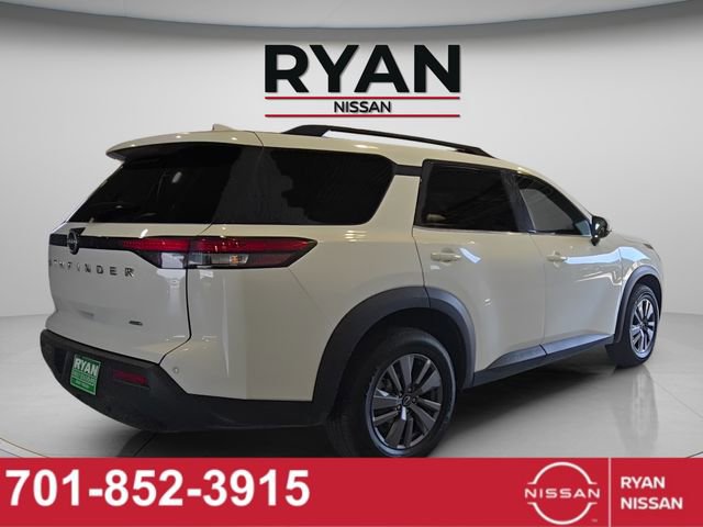 Certified 2025 Nissan Pathfinder SV AWD/4WD image 3