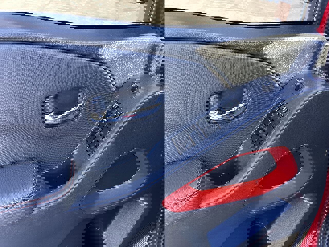 Used 2024 Nissan Frontier PRO-4X w/ Off-Road Protection Package image 20