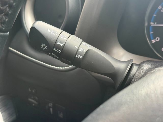 Used 2017 Toyota RAV4 Limited AWD/4WD image 18