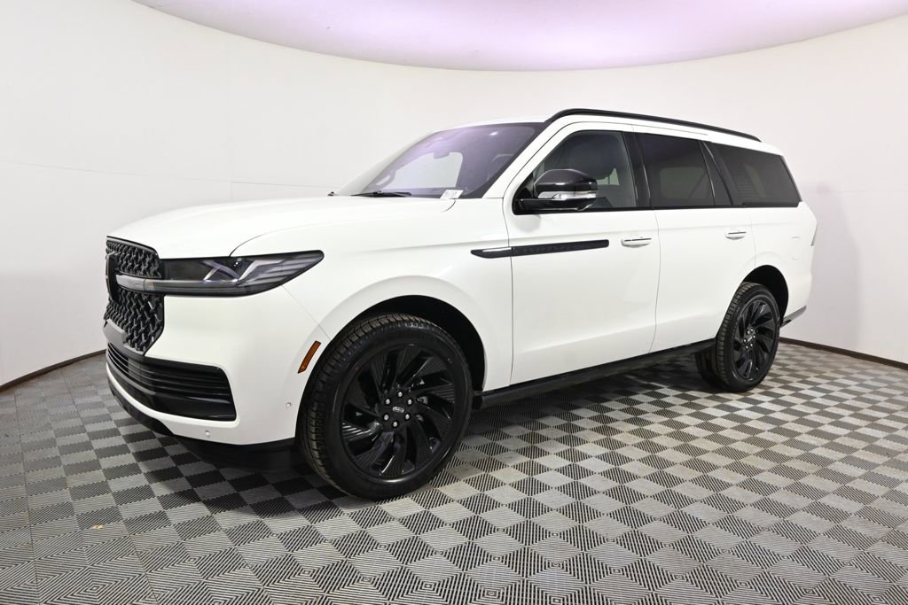 New 2025 Lincoln Navigator Reserve w/ Jet Appearance Package image 2